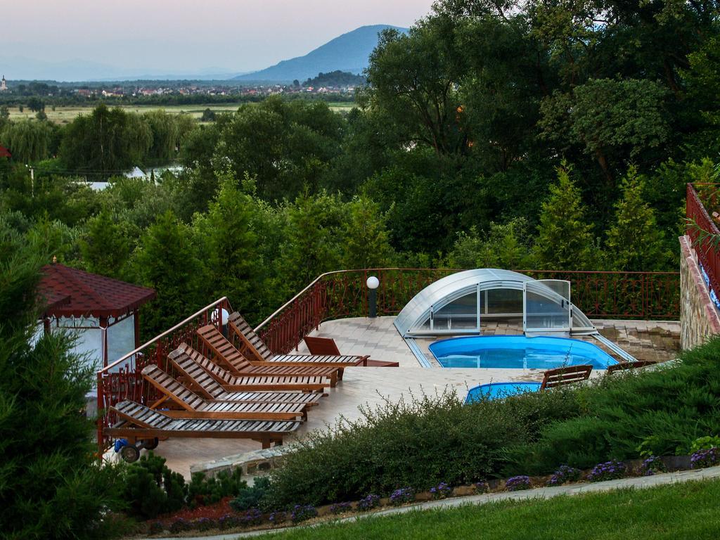 Blagodat Hotel Shaian