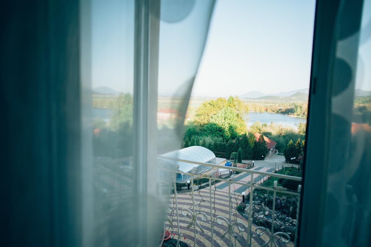Otel Blagodat Shayan